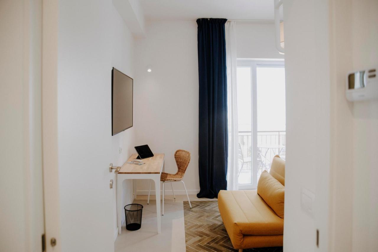 Petrarca17 Guest House A Due Passi Dal Mare Terracina Kültér fotó
